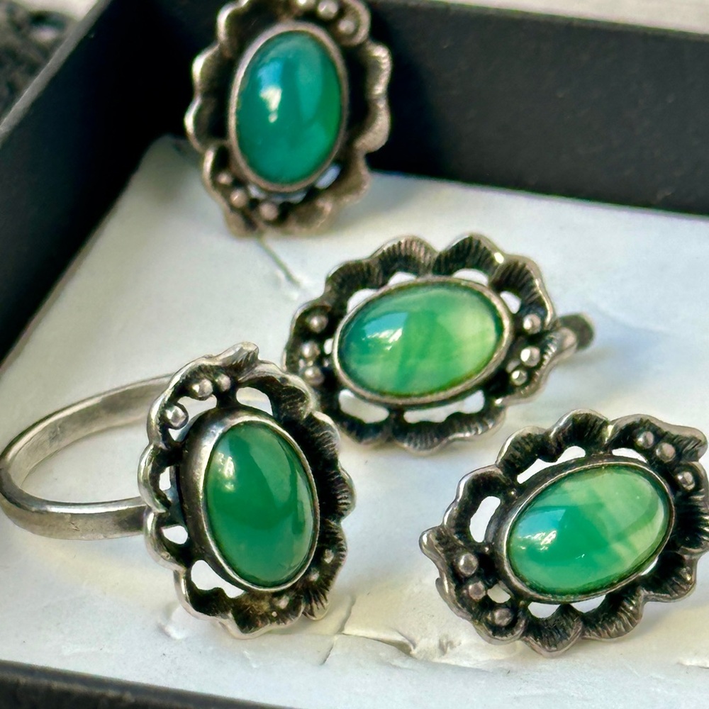 Vintage USSR Jewelry Set Rare Chrysoprase Sterling Silver Ring Pendant Earrings